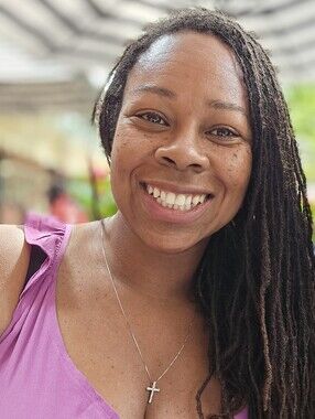 Meet your Posher, Tanisha